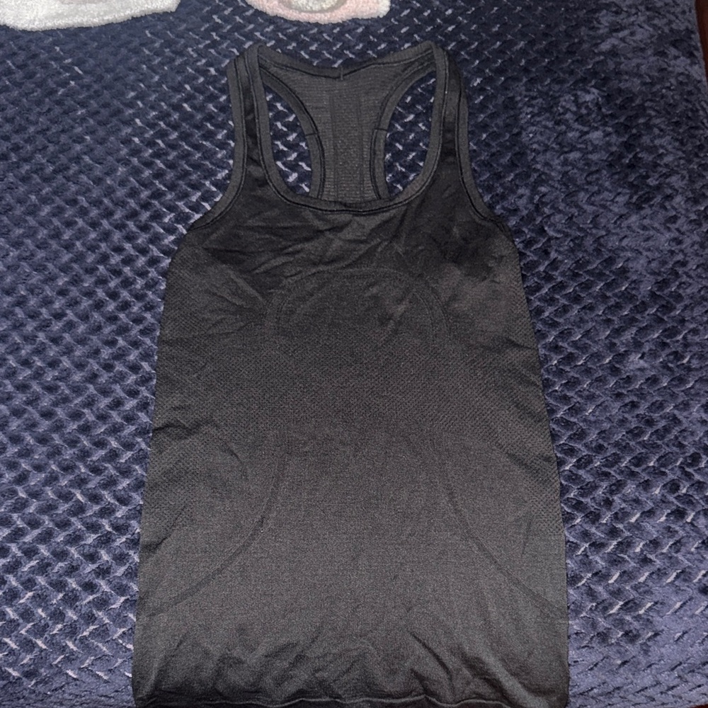 black lulu razorback full length tee